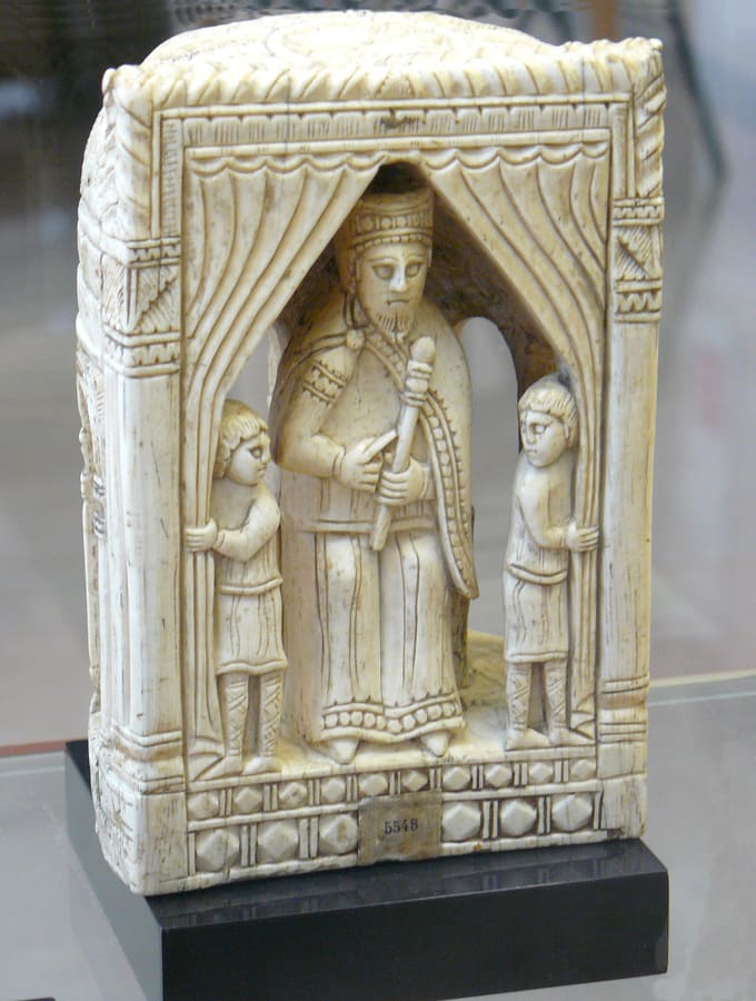 Kráľ z tzv. Karolovho šachu (11. stor.), BnF